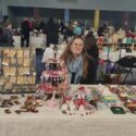 Stand de Aurore Allégretti, Bijoux fantaisies au marché de noël et bourse aux jouets organisé par le Comité des fêtes de Chessy (77) 